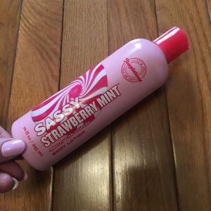 Sassy Strawberry Mint - Bath & Body, Temptations