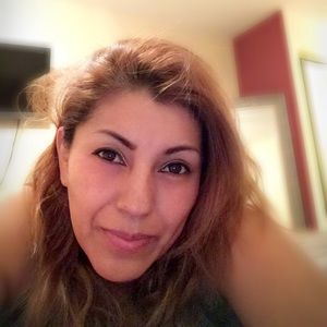 Meet your Posher, Mireya