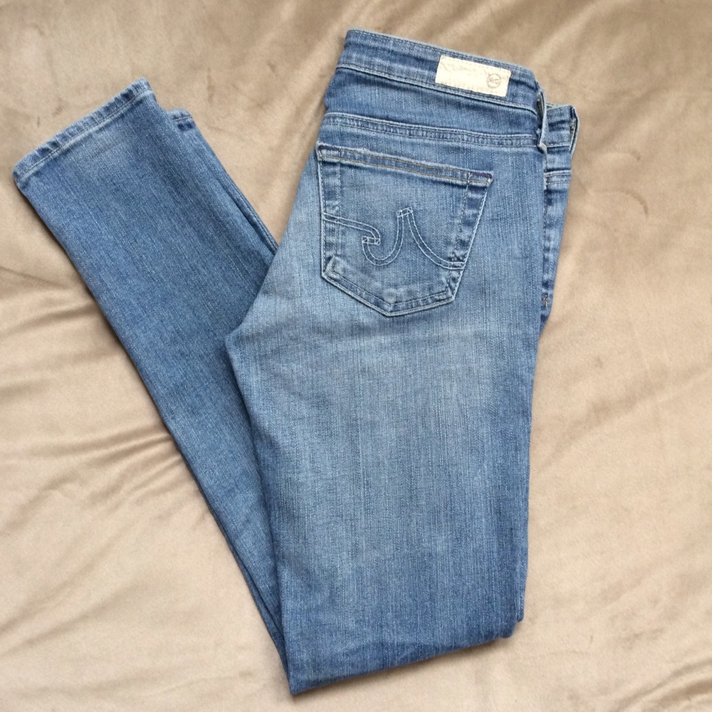 AG "the stilt" Cigarette Leg - light wash jeans