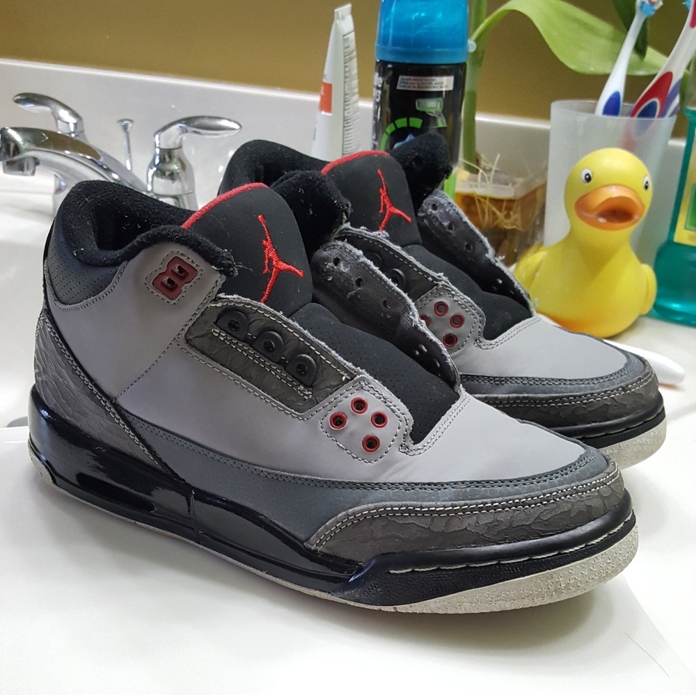 Jordan 3 stealth