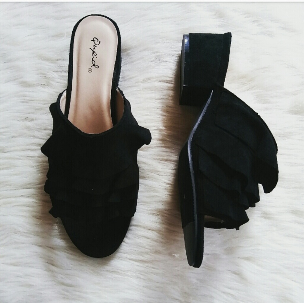 LAST PAIR!!//The Chloe// Black ruffle mules - Picture 2 of 8