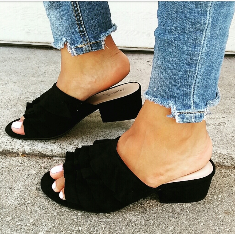 LAST PAIR!!//The Chloe// Black ruffle mules - Picture 6 of 8