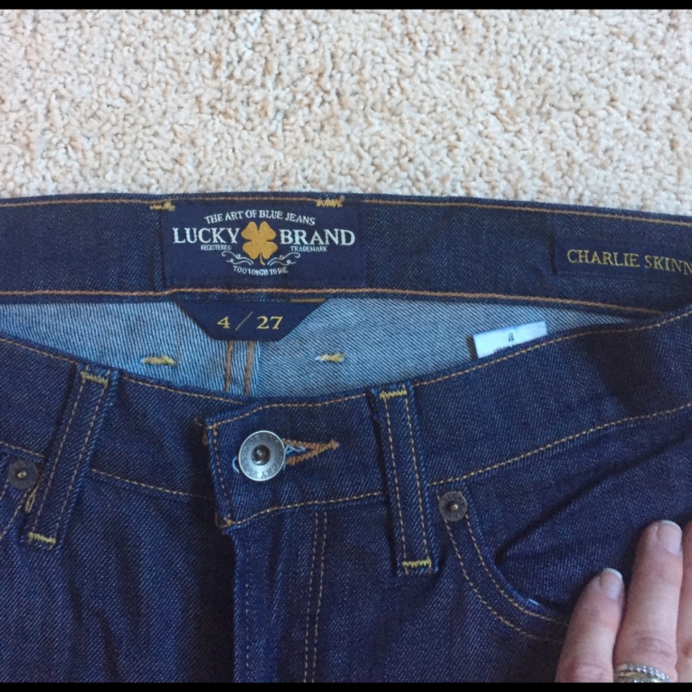 lucky brand skinny jeans size 4/27
