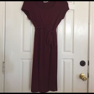 Maroon color motherhood maternity dress