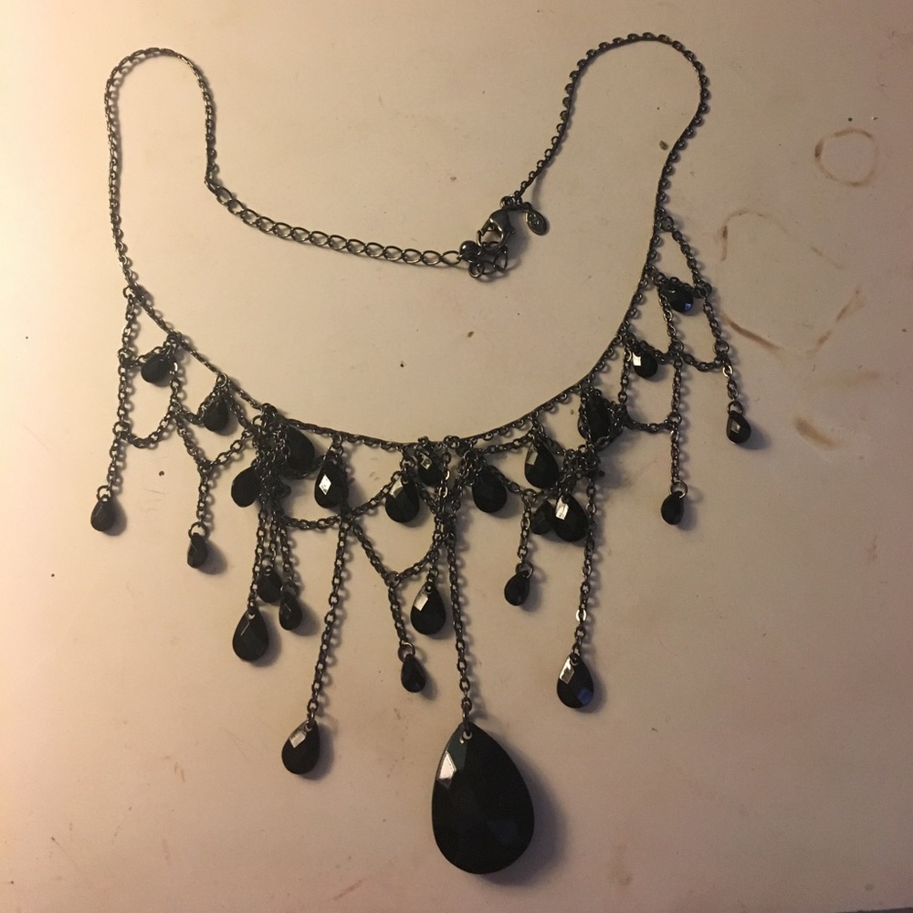 Black gem necklace