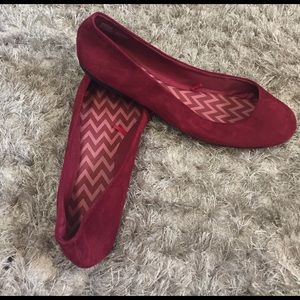 Burgundy Flats