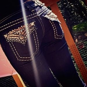 Like New Miss Me Jeans