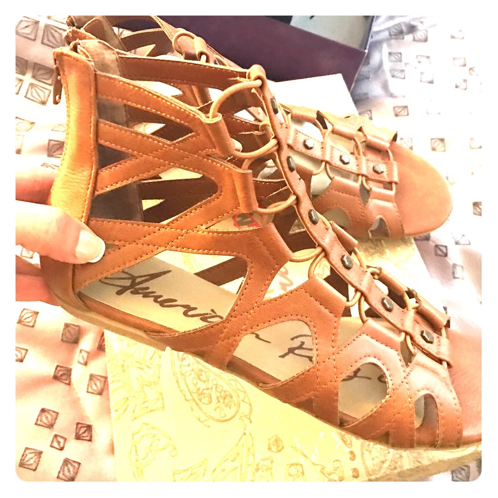 Still in box brand new tan gladiators sandals