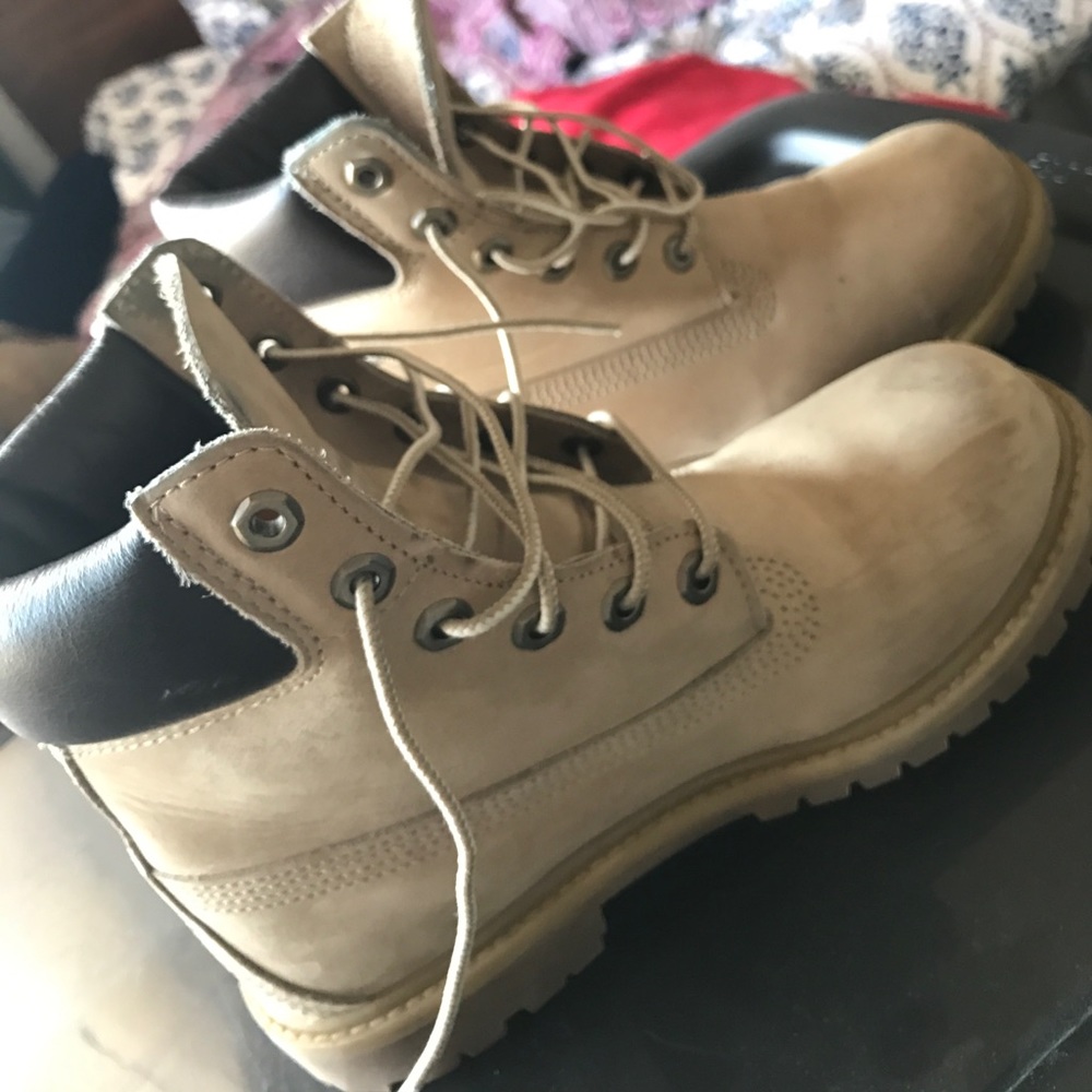 Tan Nubuck Timberland boots