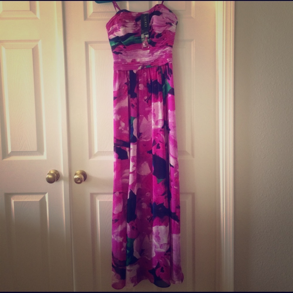 Gorgeous Prom/wedding Ralph Lauren chiffon dress