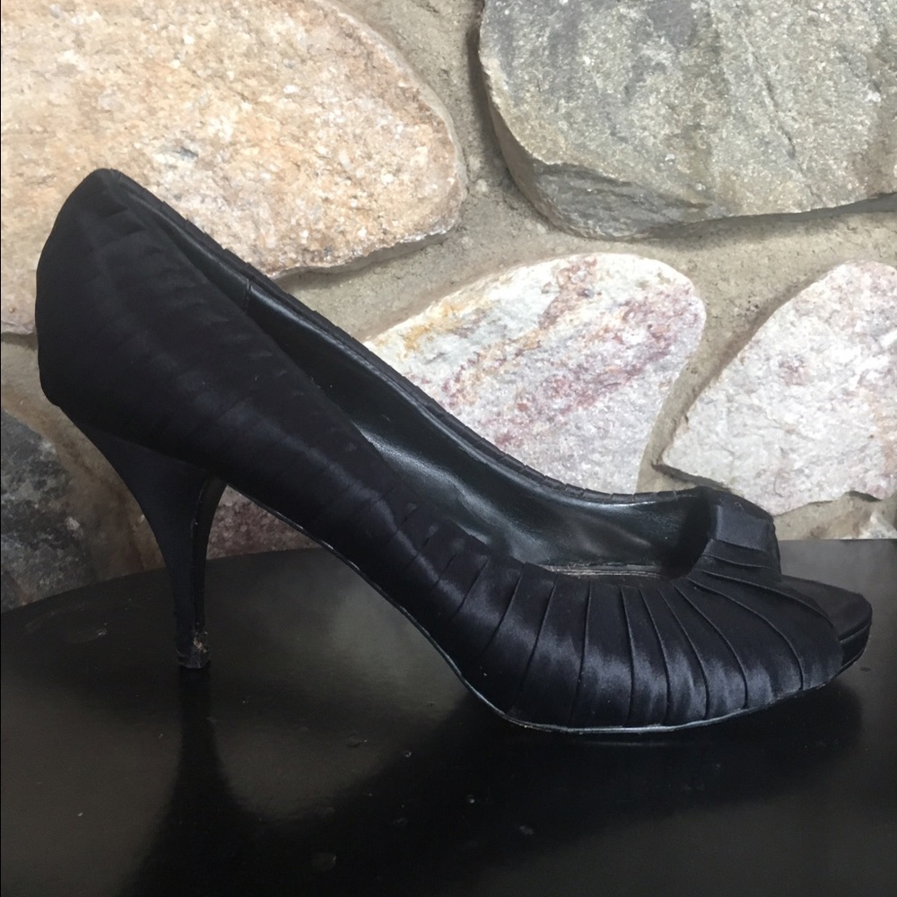 Satin Kitten Heel