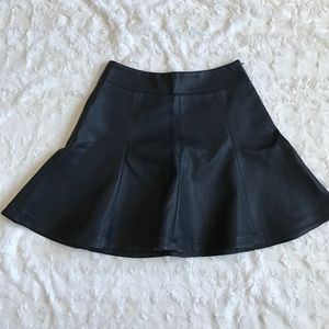 Express black leather skirt Sz 8.