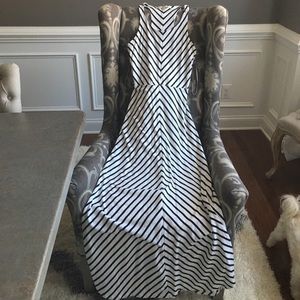 Lauren Conrad Black/White Maxi