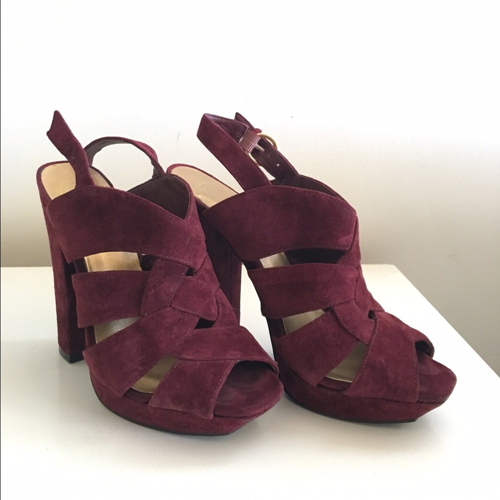 Wine chunky heel.