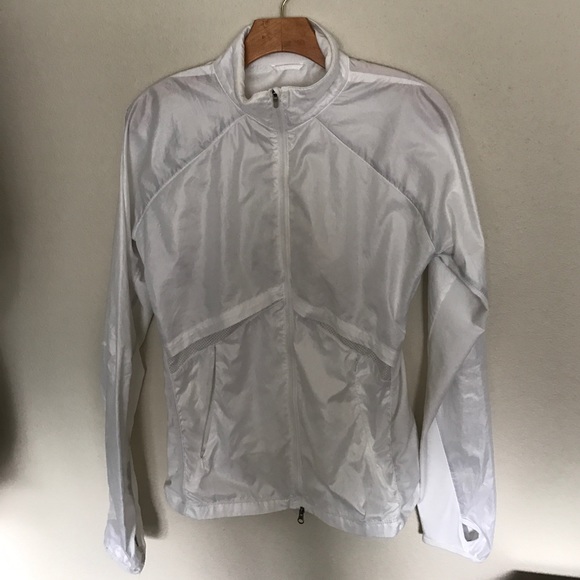 nike light rain jacket