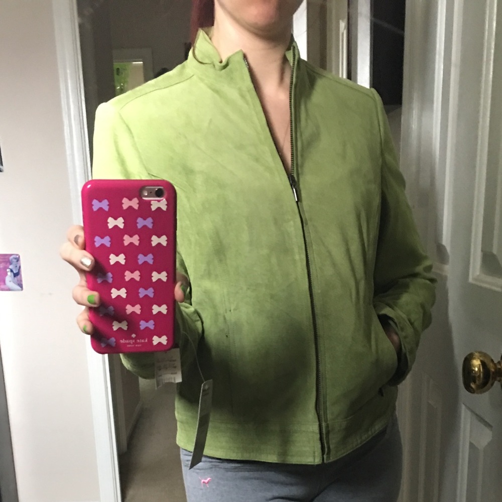 BNWT Valerie Stevens green suede jacket