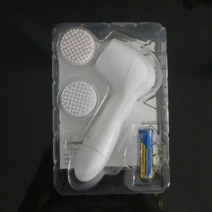 Mary Kay skinvigorate cleansing brush