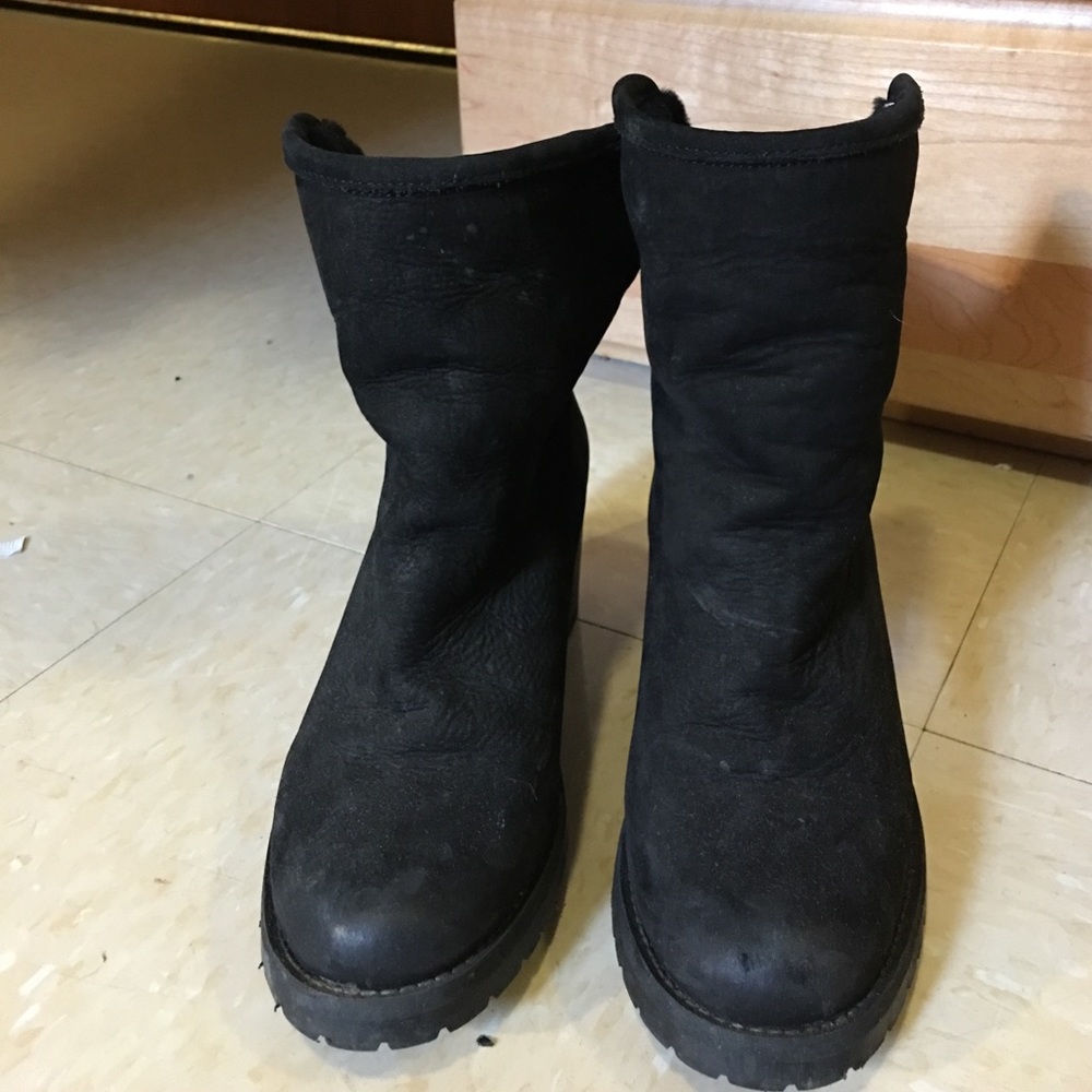 Steve Madden black fur interior booties