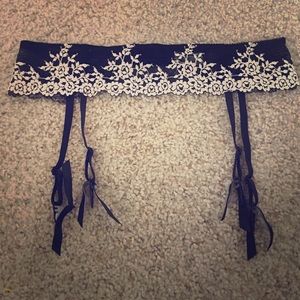 Black Flower Garter Belt