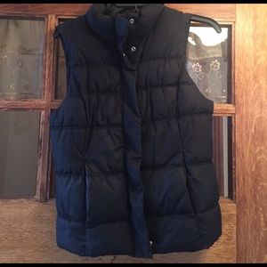 Women's Gap black vest