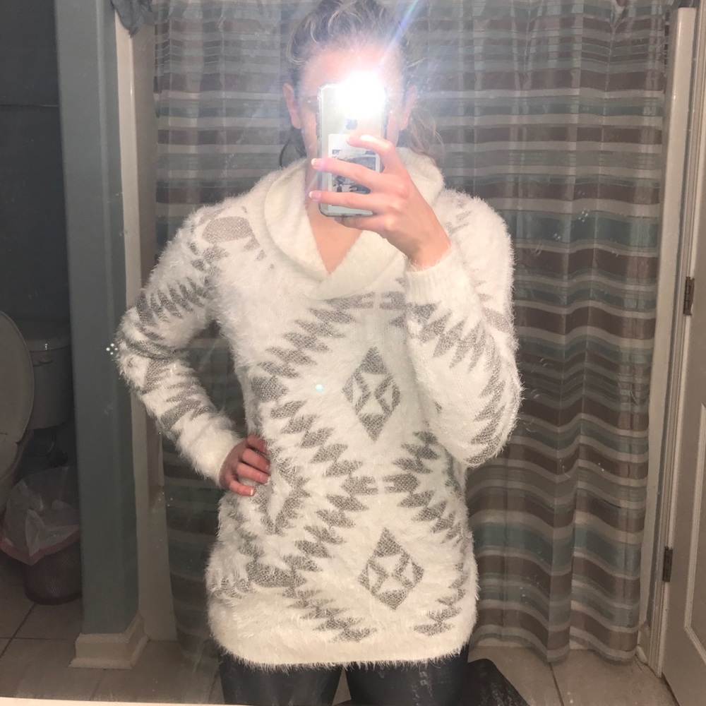 Lauren Michelle Sweater