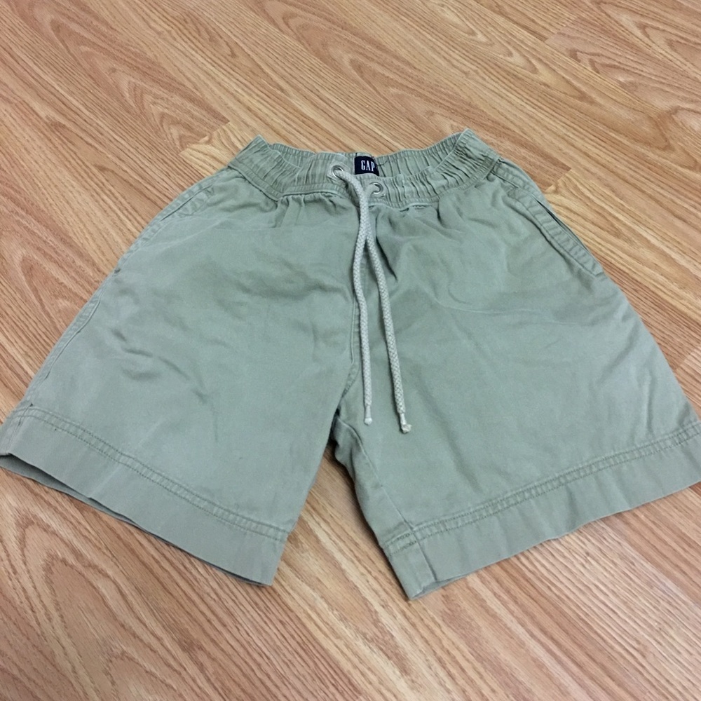 Gap kid shorts