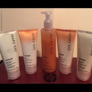 Mary Kay Cosmetics Satin Hands Moisturizer