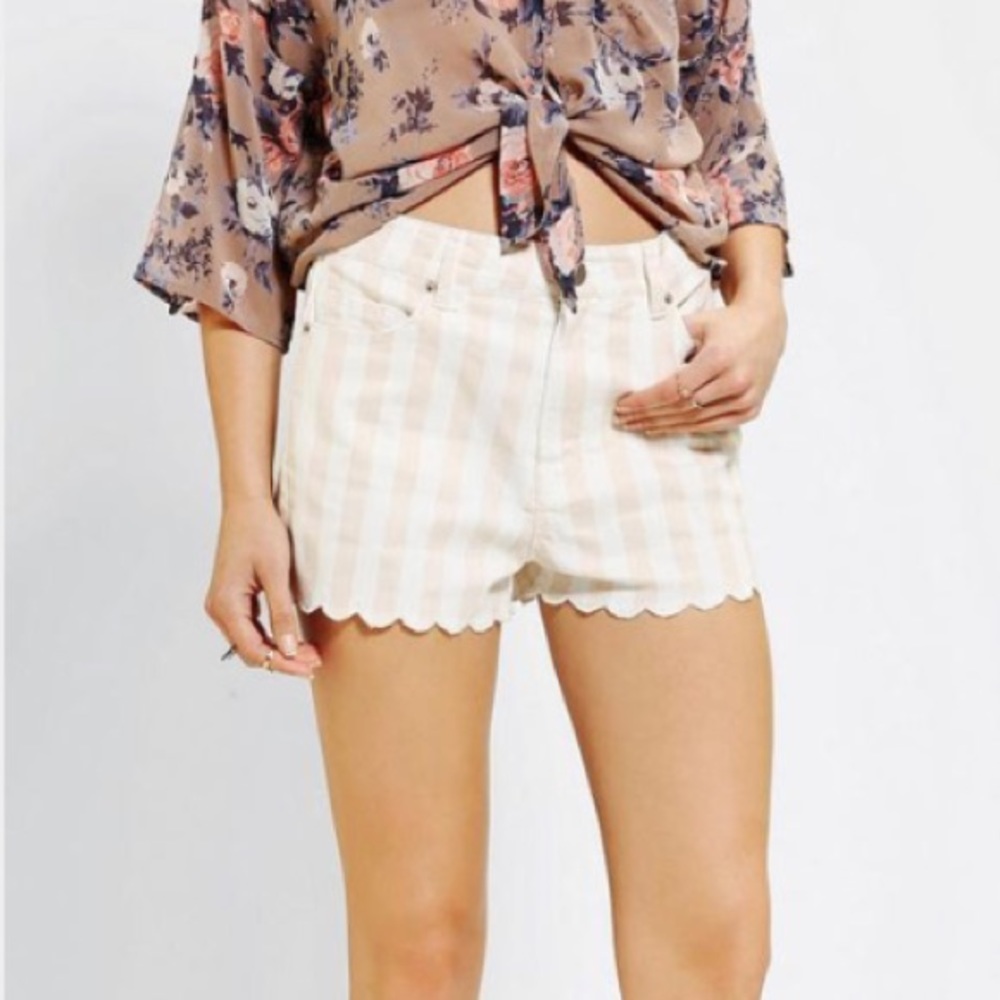 BRAND NEW urban outfitters high waisted shorts