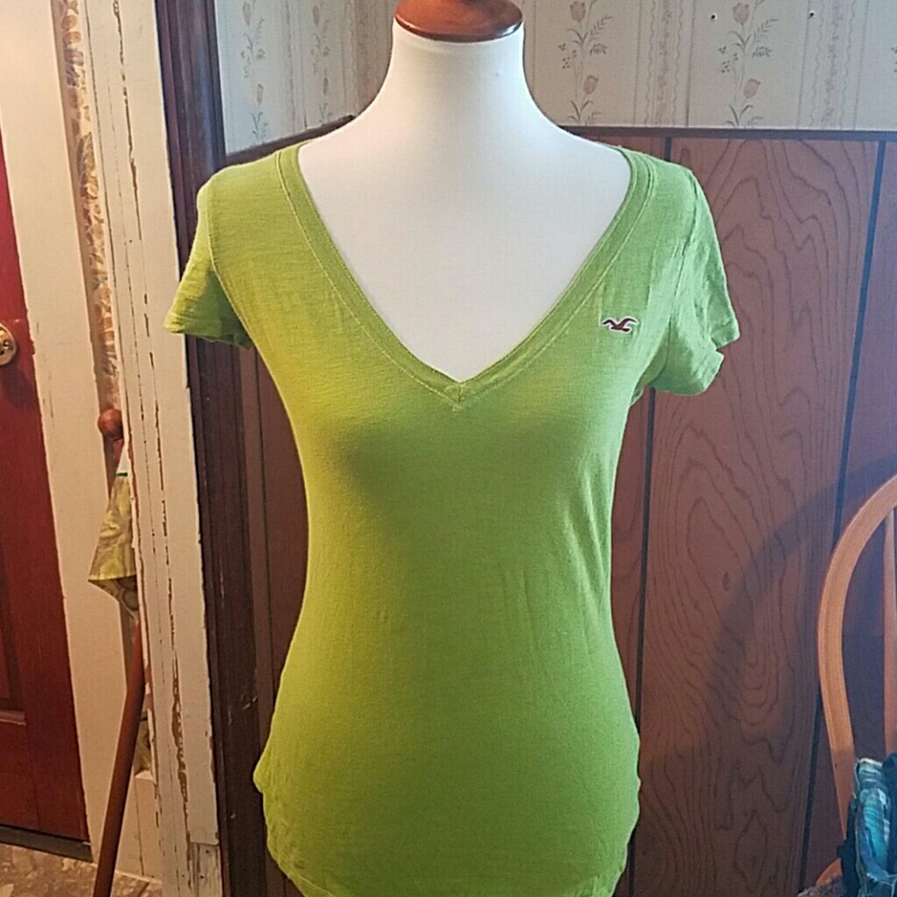 Ladies Hollister shirt