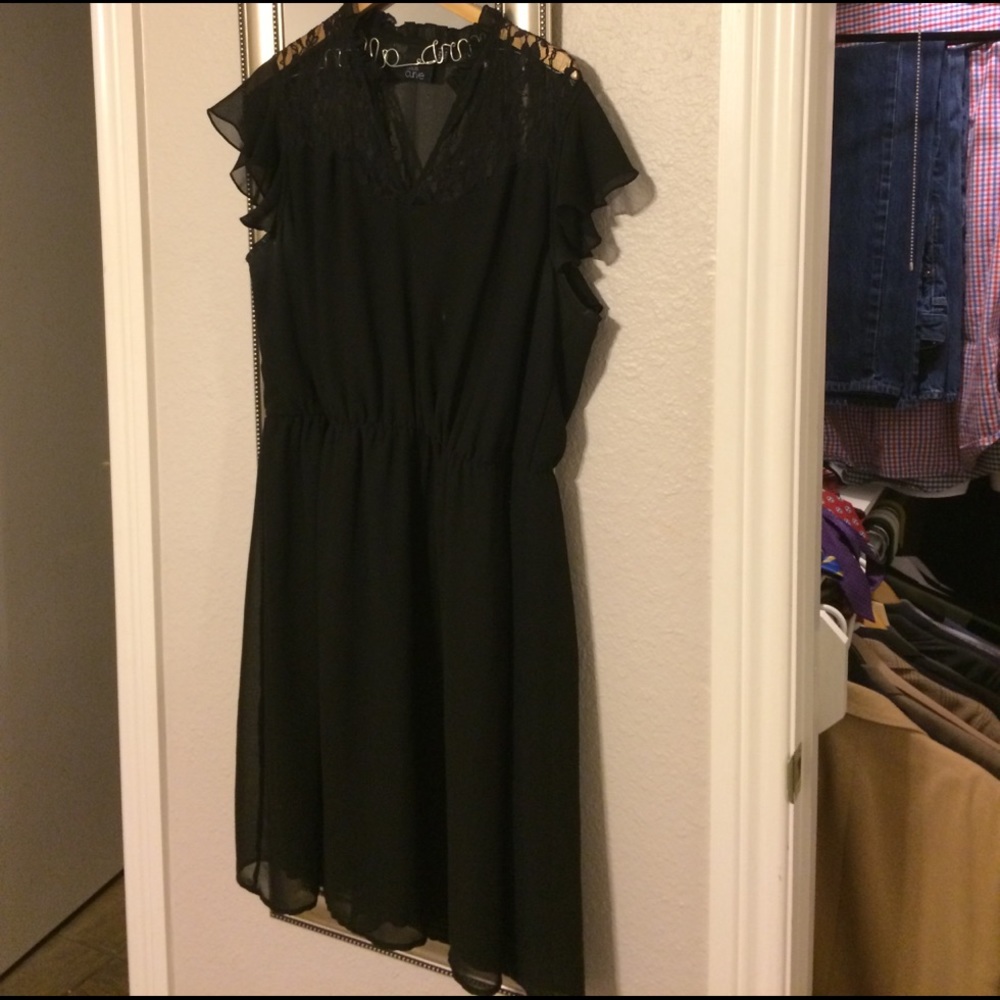 *SALE* Lace ASOS Dress