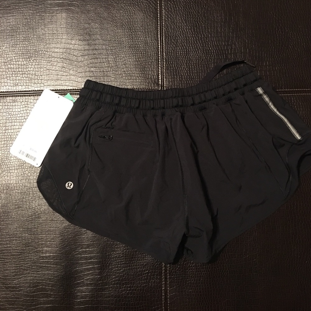 Lululemon Hotty Hot shorts