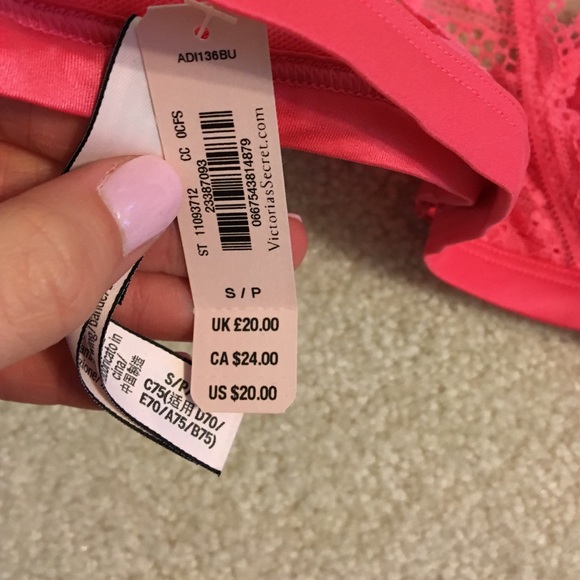 Victoria's Secret NWT bralette - Picture 3 of 4