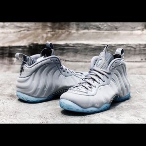 DEADSTOCK: Nike Foamposite One PRM wolf grey KIDS