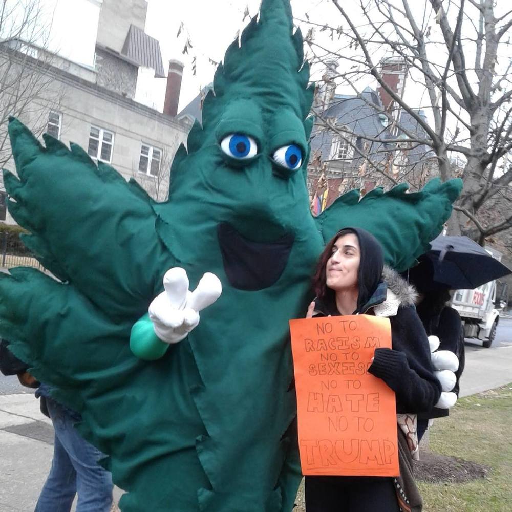 Meet your Posher, Onion