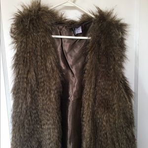 ✨Faux Fur Vest✨