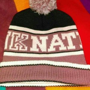 VS pink beanie