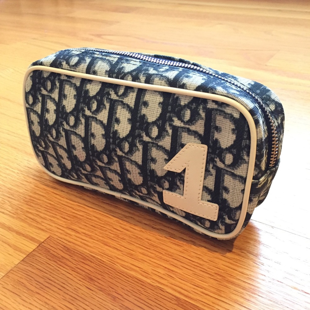 💎3 for $25 dior blue w white lining makeup bag