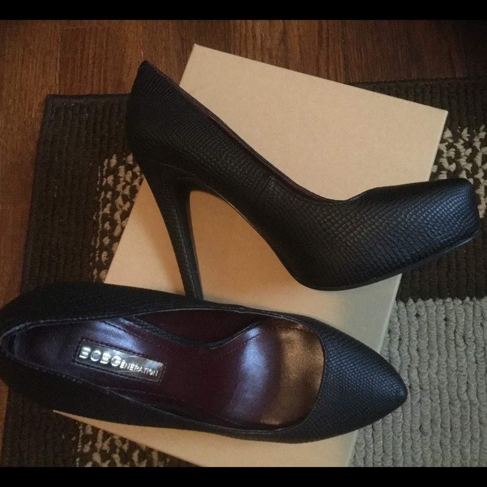 NIB BCBGeneration Platform Pumps - Picture 3 of 4