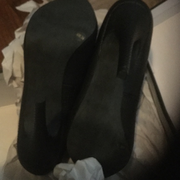 NIB BCBGeneration Platform Pumps - Picture 4 of 4