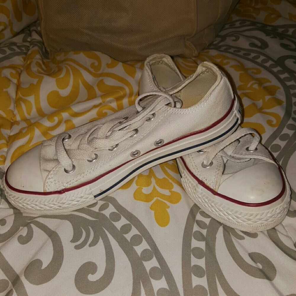 Canvas Converse