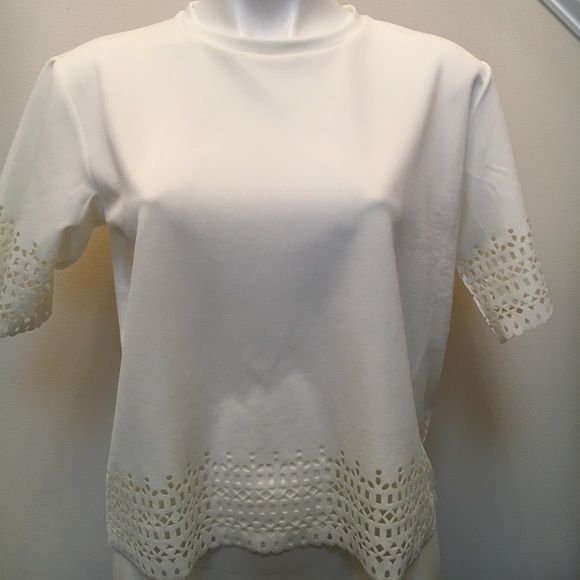 W5 Tops - Cute top💙
