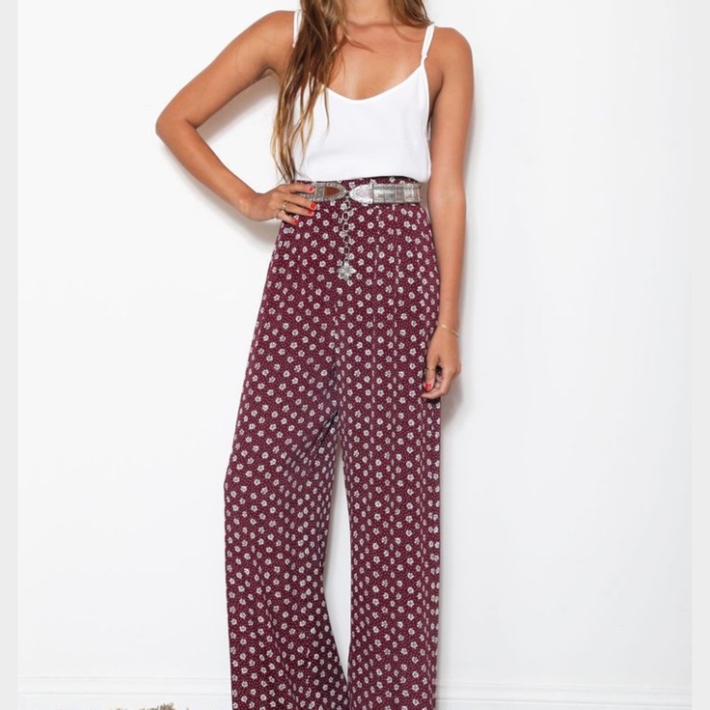 Flynn Skye "perfect crop" white