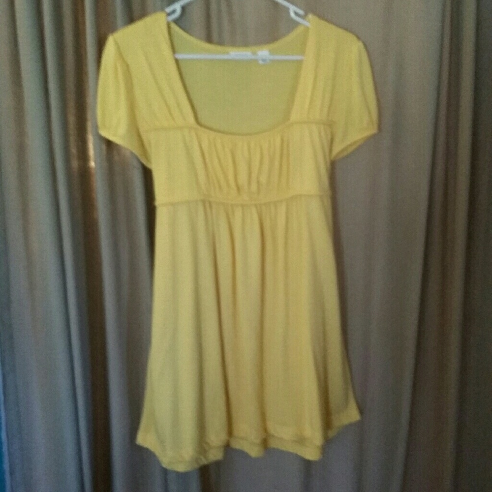 Yellow blouse