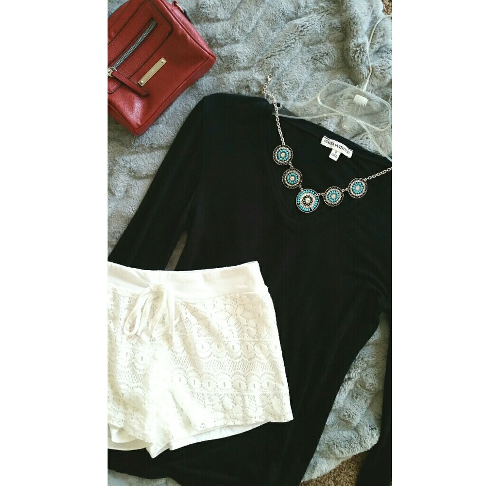 V-neck Long Sleeve
