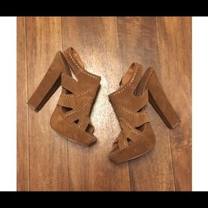 Steve Madden Leather Ricki Heels