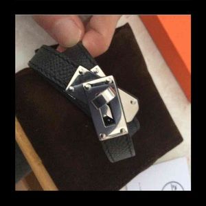 Designer inspire leather bracelet