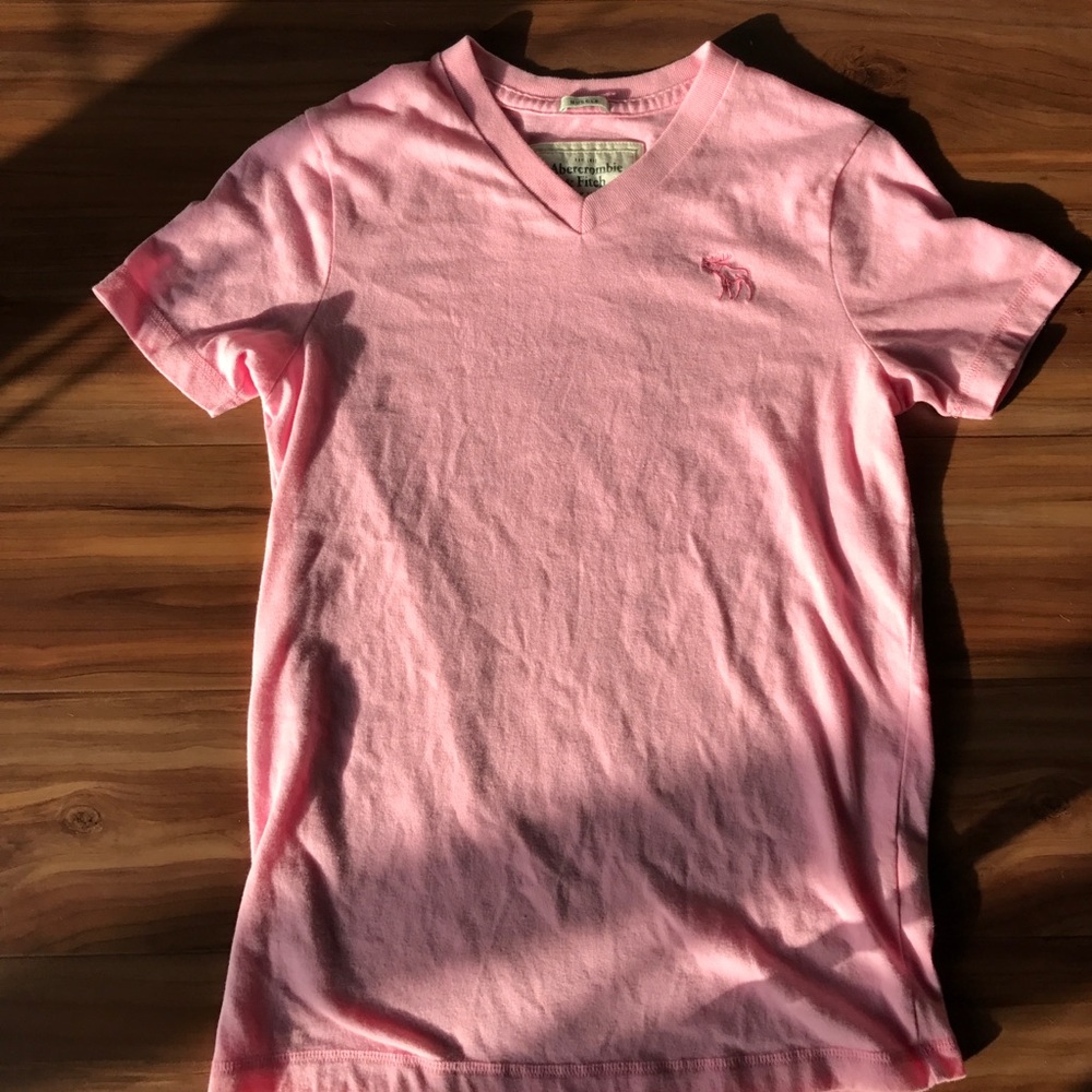Abercrombie & Fitch Tee