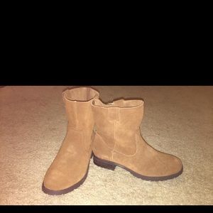 Daughter is picky lol!! American eagle