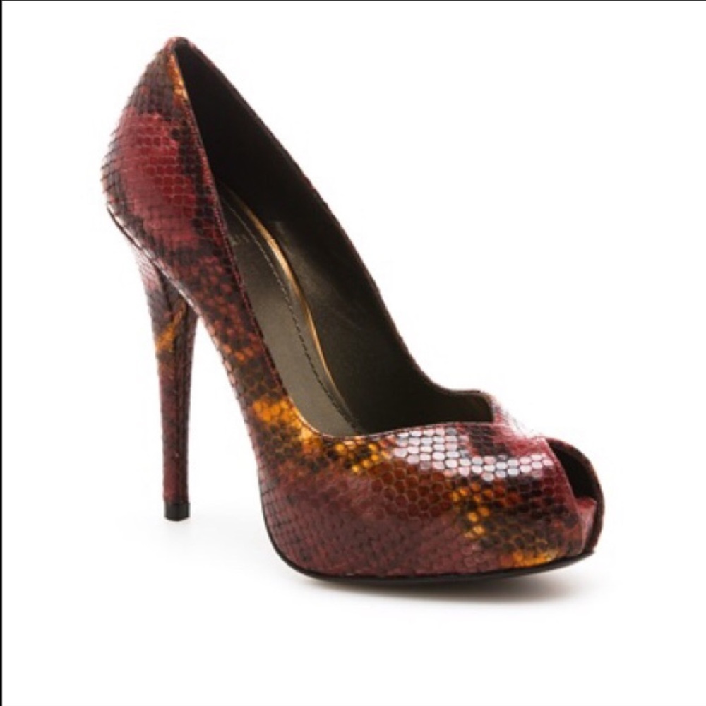 Stuart Weitzman "Victoria" Heels Python Size 8 - image 1