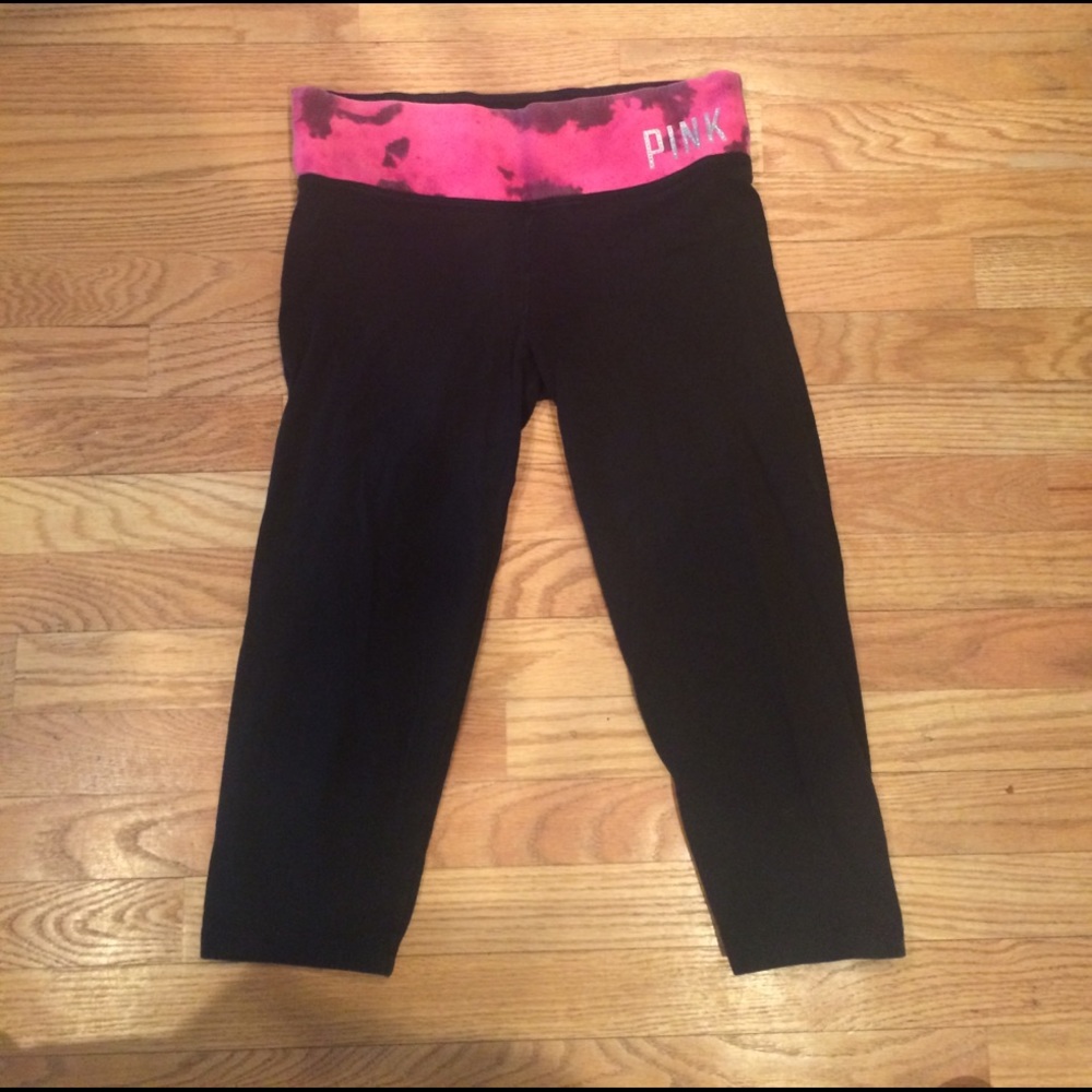 Victoria's Secret PINK yoga crops